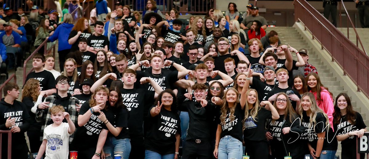 BellStudentSec's tweet photo. ITS GAMEDAY 🥳🥳 YALL BETTER SHOW UP READY https://t.co/SVlo015A35