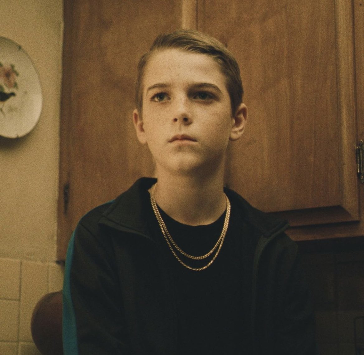 bellysinfinite's tweet photo. friendly reminder that just like ash, fez never really got to be a child. he NEVER put himself first until he and lexi became friends. he deserved to make it to that play and you know it :(( @ sam levinson #Euphoria https://t.co/Z6cE2hrCN3