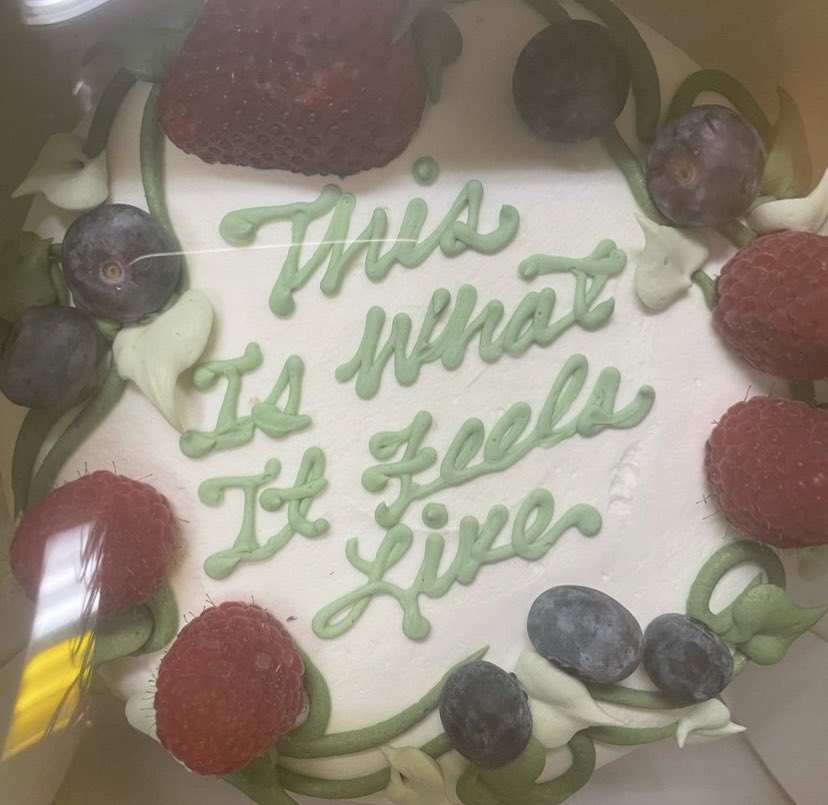 ؘ ͏ (@graciesafe) on Twitter photo 