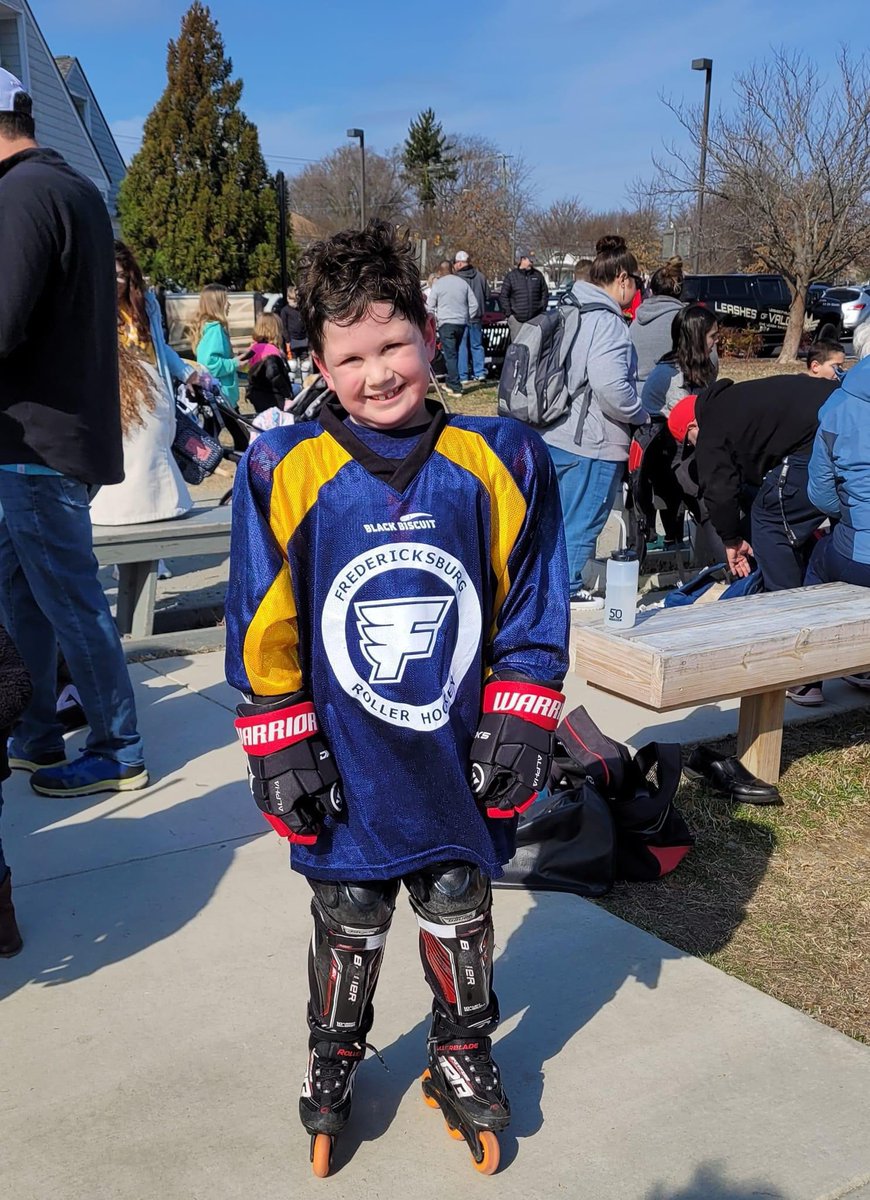 puckstopr31's tweet photo. @NHL this 6 year old guy scored his first ever goal today and it was the game winning goal!!  Noah’s favorite team is the @AnaheimDucks can he get a shout out?! 🚨 🚨 🏒 🏒 https://t.co/ZSJy8rJ020