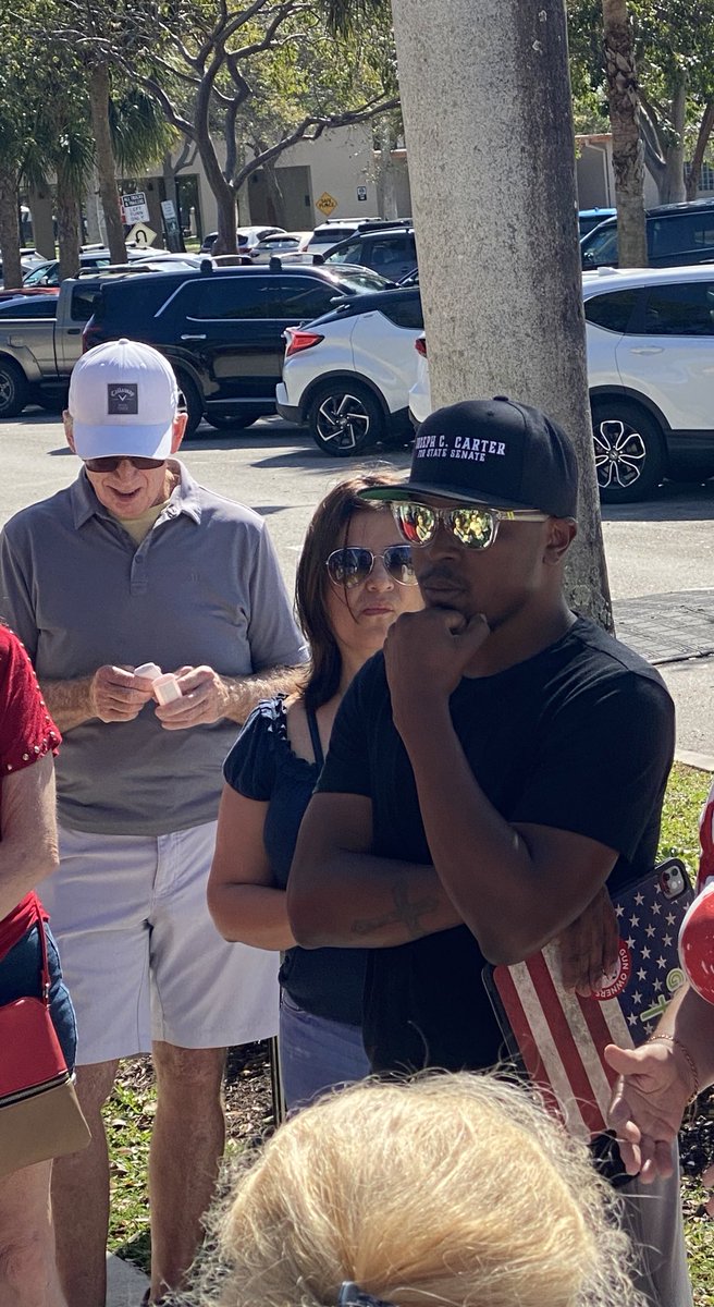 CerabonaIvette's tweet photo. SUPER SATURDAY! All cities in Broward united to help elect @JosephCCarter ! We are all working together to turn Broward RED 🇺🇸 #TeamFlVictory #LeadRight #Closethegap https://t.co/Vx141Ptcq3