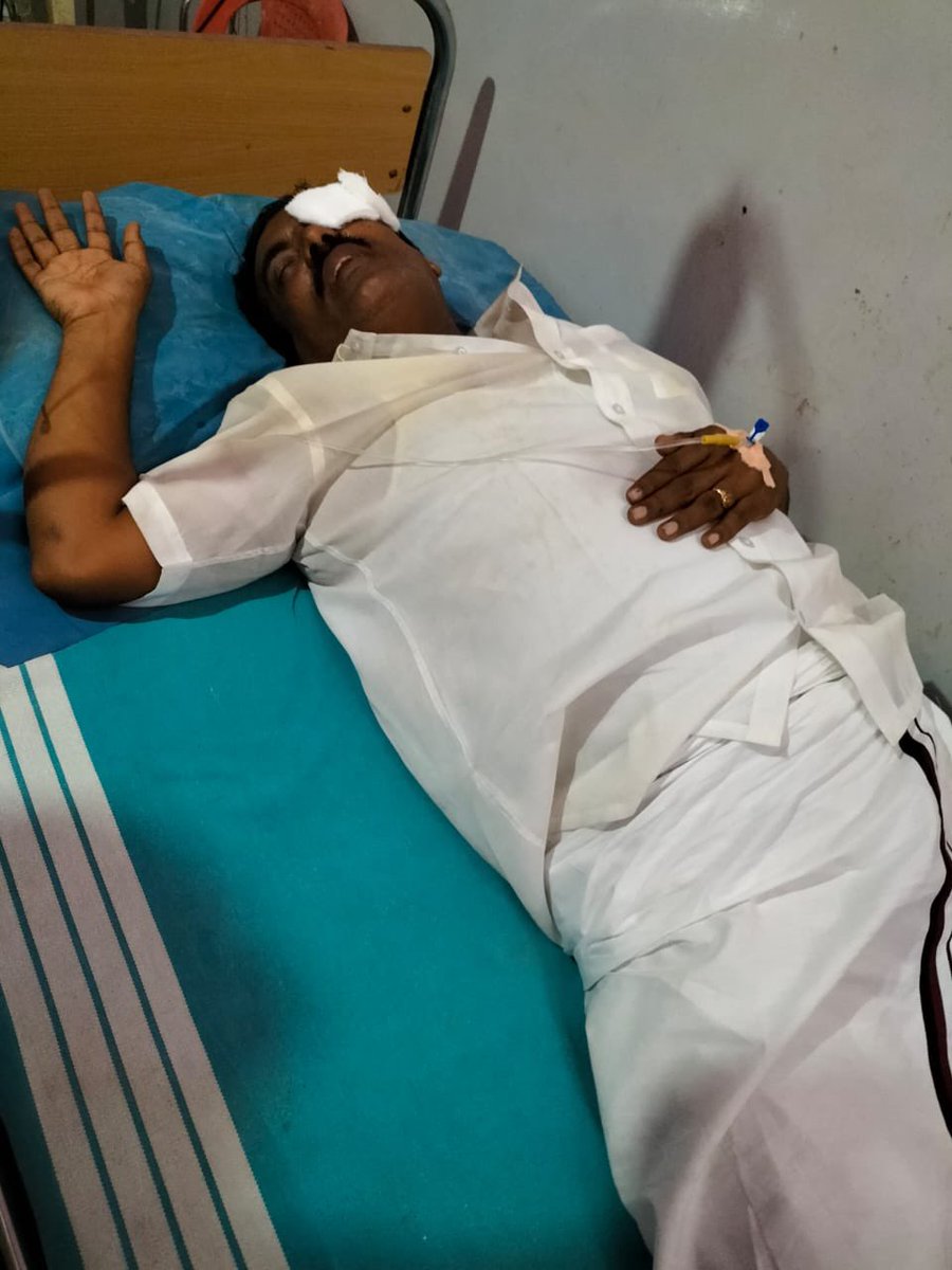 eugin21me's tweet photo. @CMOTamilnadu @mkstalin Dear sir, I want to bring to your notice the brutal activity of a DMK rebel candidate Mr. Nazir torturing our own party Colachel town secretary Mr. Rahim. The latter was assaulted with hot tea which was thrown on his face.1/ https://t.co/tt20H38tkv