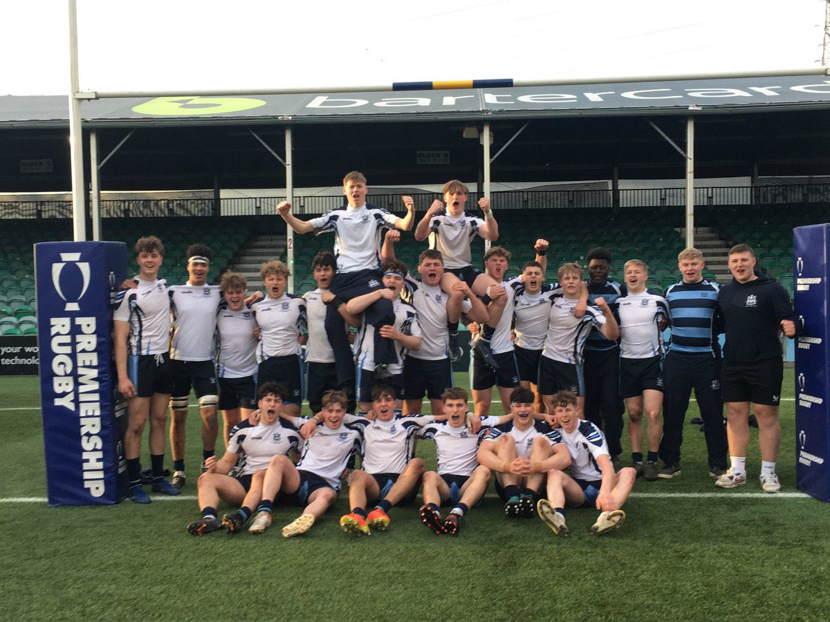 SVS_Sport's tweet photo. Thank you to @ReadingBlues for todays U18 Vase semi-final, an excellent team and highly talented group. Well done to our 1st XV, the hard work has paid off. You are a very special group of young men and we could not be prouder. Twickenham here we come! #SVS_Sport https://t.co/ch9WUa1Scc