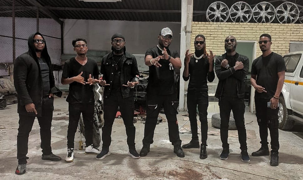 odyssey_mw's tweet image. NEW VISUALS

After dropping his single, #LEGENDS @PhyzixMw has finally come through, serving the release of the music video; ft @The_Daredevilz, @MfumuHyphen, @Tay_Grin, @MandelaMwanza, @BarryOne1, @CheKalonda, @Cyclone_Mw, @spyralmwenya @D1TheStandard.

youtu.be/B2dzWxQ7LfI