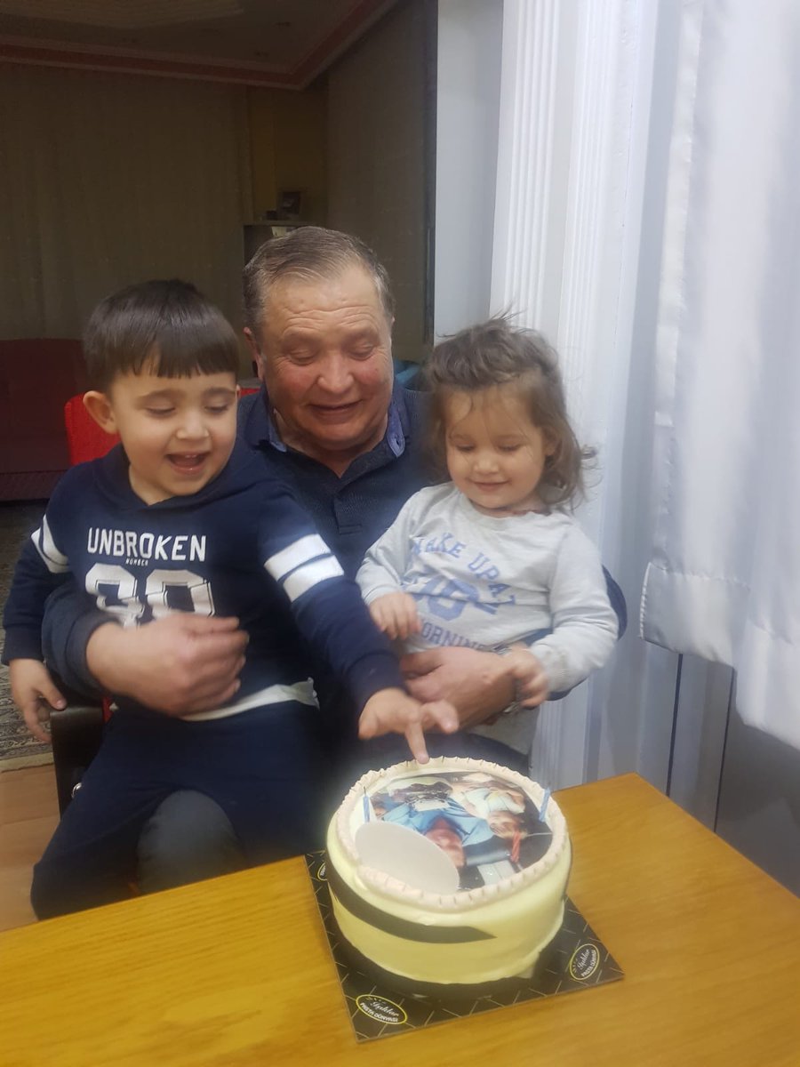GuruzMusa's tweet photo. Yağız Bey'in ve Benim doğum günü pastası..... https://t.co/BHSvtJZ5do