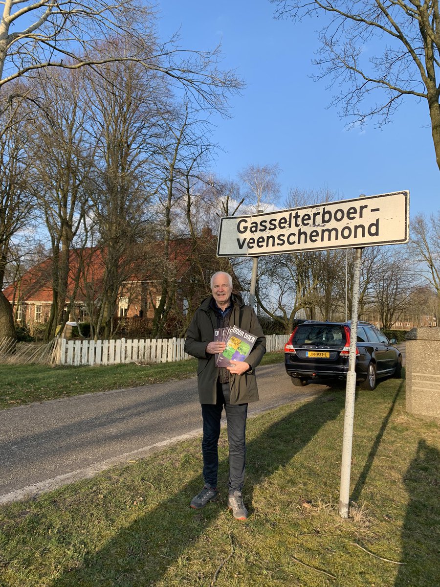 henkheijerman's tweet photo. Vanm samen met partner Ingrid het mooie bulletin van @CGB_AenH huis aan huis bezorgd in het buitengebied van Gasselte en daarna in het oostelijk deel van @aaenhunze, zijnde Gasselternijveenschemond/ Gasselterboerveenschemond/Tweede Dwarsdiep. Alle kandidaten helder in beeld. 👍 https://t.co/l3OEQfVkGp