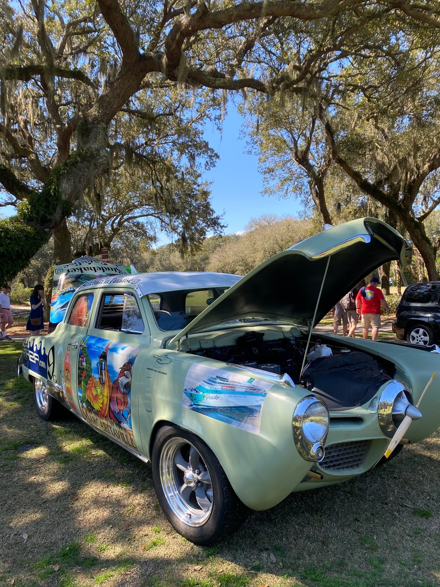 cademuseum's tweet photo. We found another Studebaker at @AmeliaConcours! Though this one is just a little bit different than the ones in the Cade’s collections 😆.
#Studebaker #Councours https://t.co/ax9WxayqMg