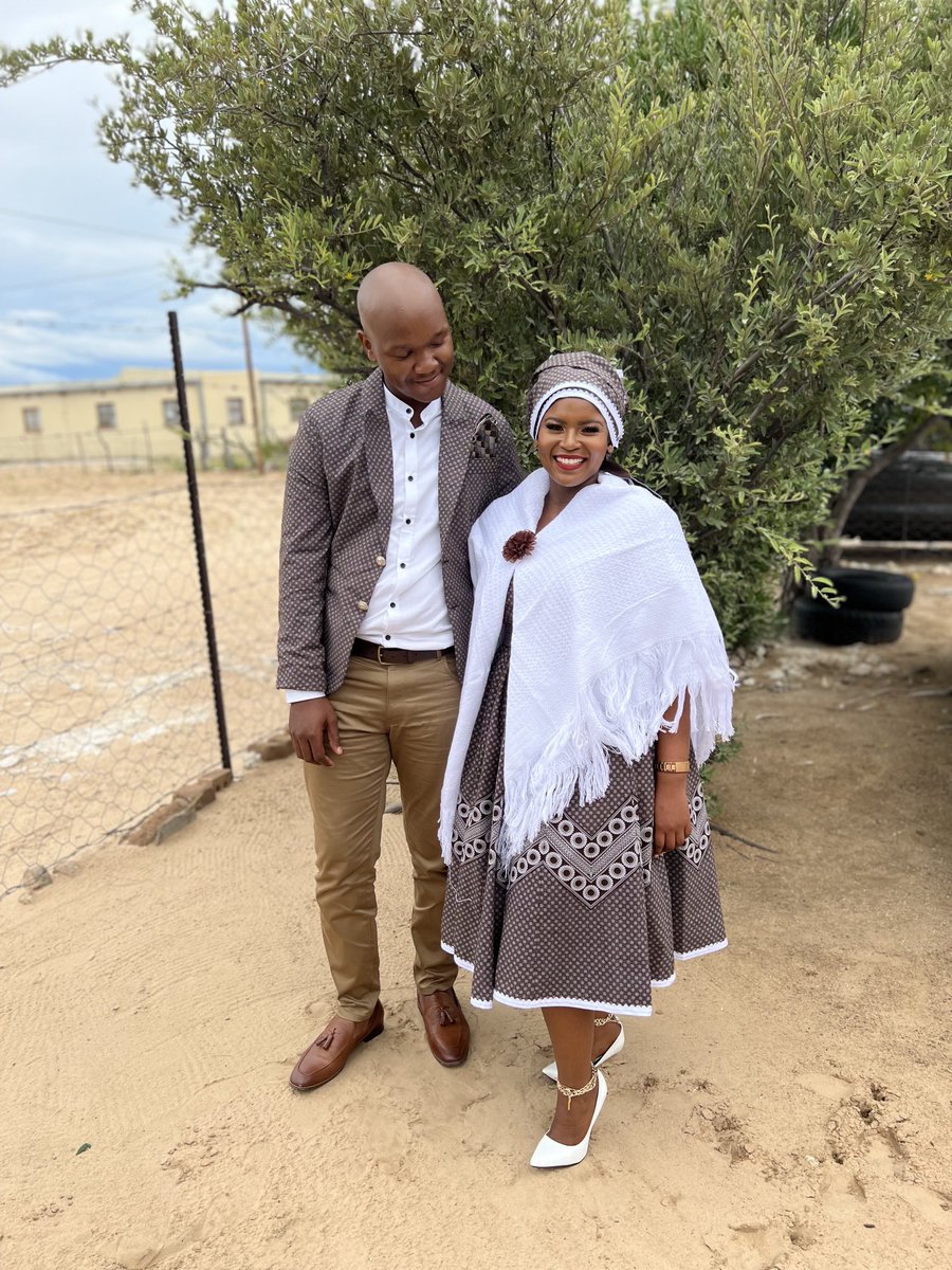 tinnylequeen's tweet photo. I became Mrs Moseki today❤️ https://t.co/zvvj5s9Dp2