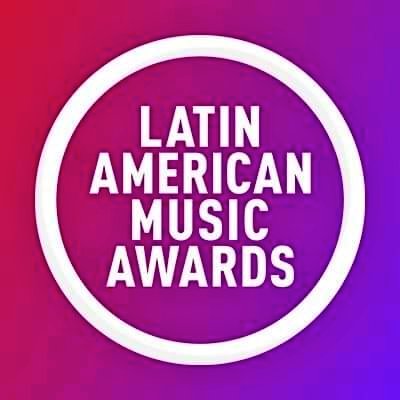 jesusxrep's tweet photo. SHE’S THE ONLY WOMAN IN THIS CATEGORY AND WE ARE LOSING

I Vote Revelacion for #AlbumFavoritoPop at the #LatinAMAs https://t.co/lideRjsQhZ