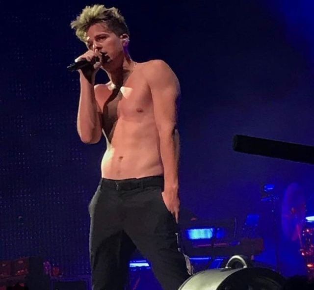 ak47amog's tweet photo. extremely sensitive photos of charlie puth (+18)

a thread🔞(open at your own risk) https://t.co/Uh9O9r8lE0