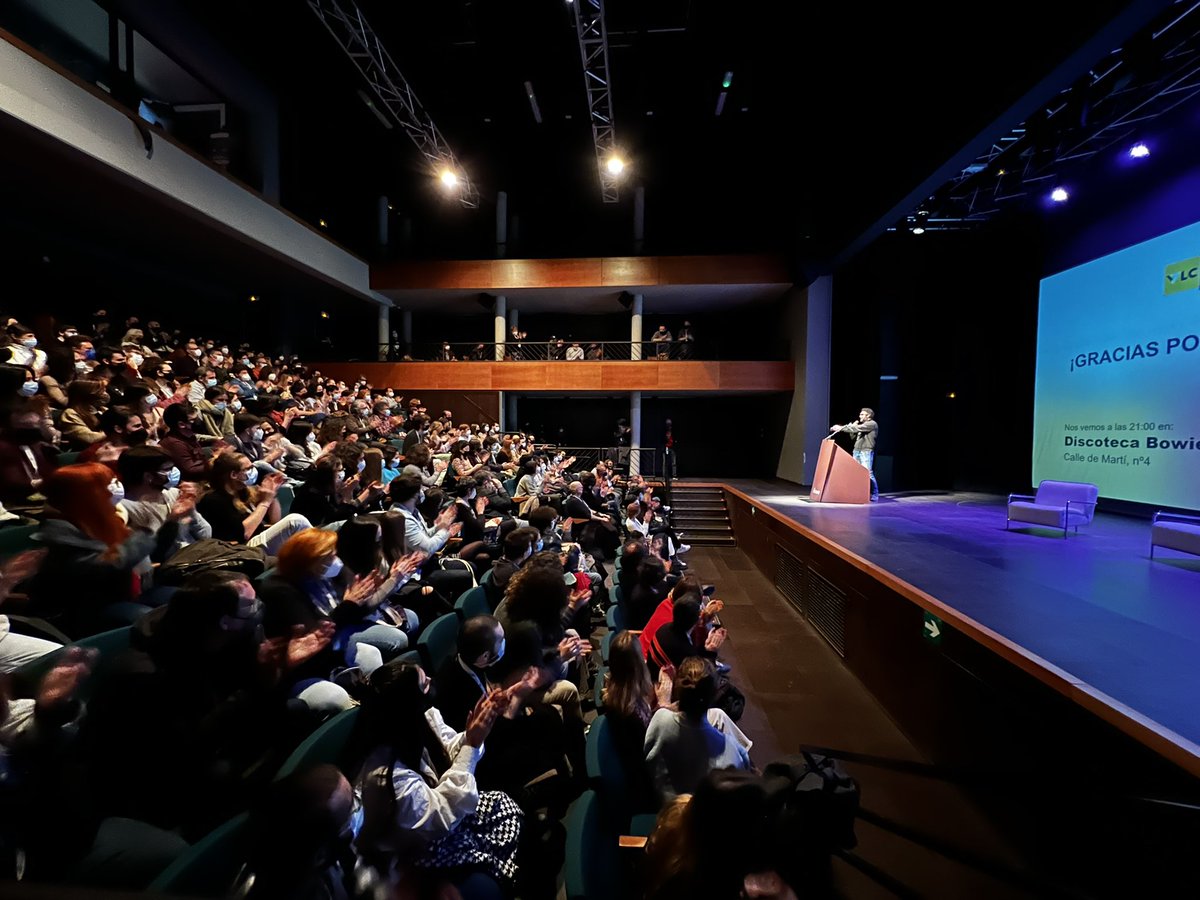 🎞 ¡Esto llega a su final pero sin antes celebrarlo! 🖋 Qué bien lo hemos pasado, ahora con toda la alegría nos vamos a celebrar.

¡Gracias a todo el equipo, colaboradores y patrocinadores por esta edición! 🥂

 #VIIEncuentroGuionistas 🎞✨
