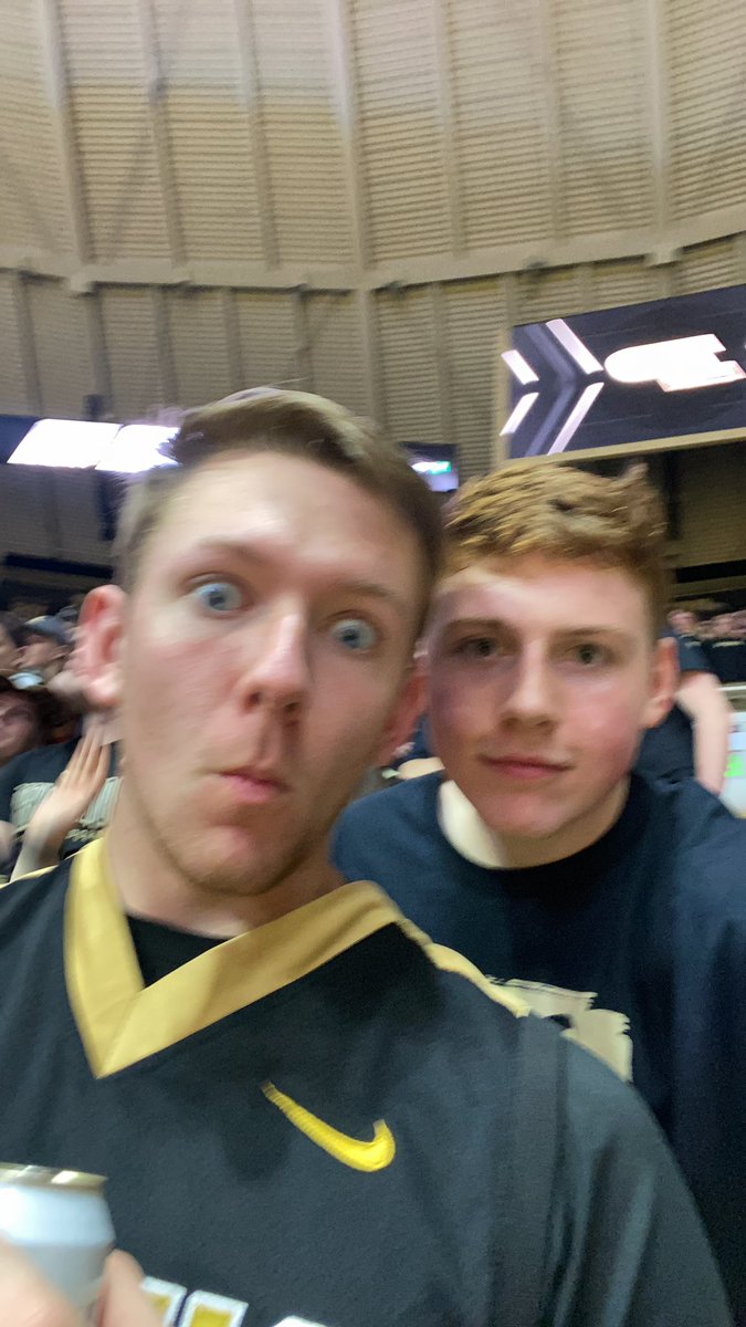 mr_bubbles007's tweet photo. #boilerup https://t.co/hjJyzFiGUW