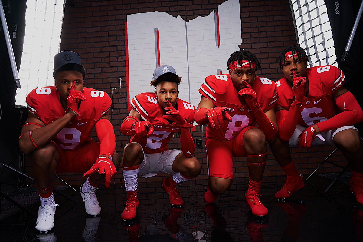 _brayofficial's tweet photo. Can you see it Buckeye Nation👀? Had a great time at OSU this weekend. Thank you to all the coaches and staff for giving me a great experience!
#GoBucks🌰 #notcommitted 
@ryandaytime @CoachTimWalton @R2X_Rushmen1 @Only1CamSpence @markpantoni @OhioStateFB https://t.co/AF3Ll9YptO