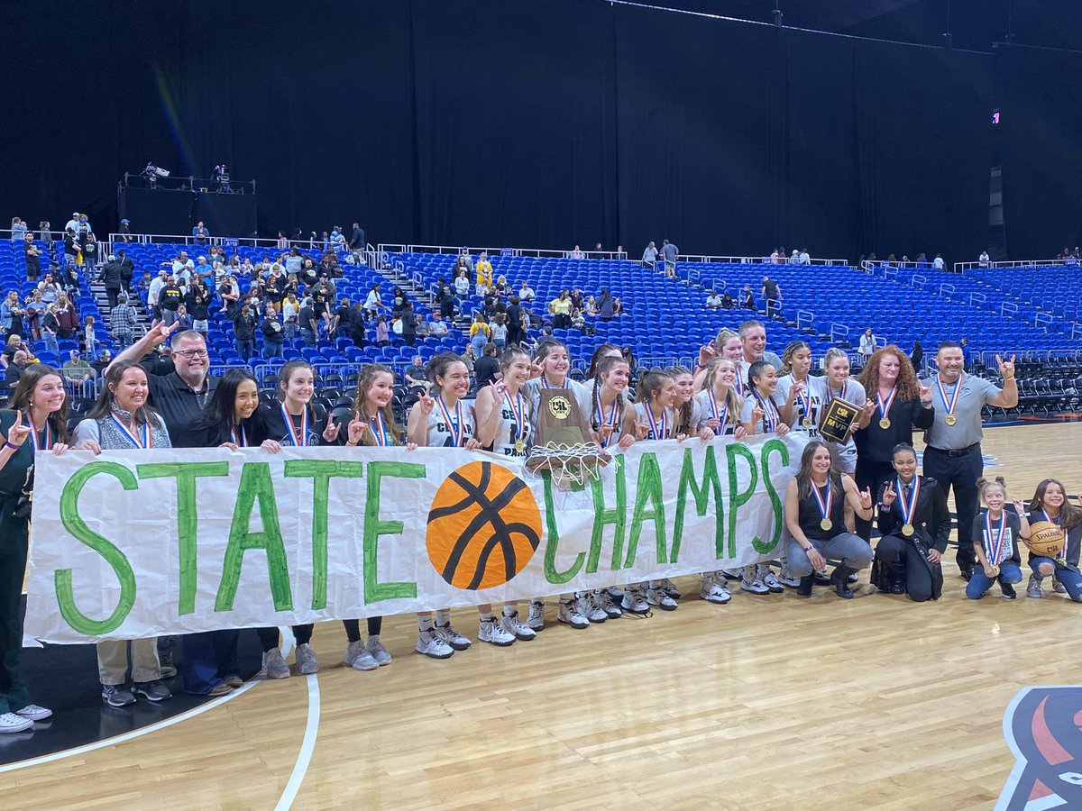 CPHS_Sports's tweet image. CP WINS!! @CPLadyWolves ARE TWO TIME STATE CHAMPS!! 🔥🏀👏🏽
