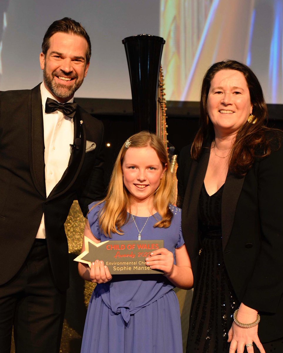 Ashlee12Kerr's tweet photo. @GethincJones Jones was an incredible host, showing such passion for honouring the young people of Wales. His professionalism and dedication really brought it all together to make for a special evening for all. Thank you.
(3) https://t.co/xS6CxTvTbI