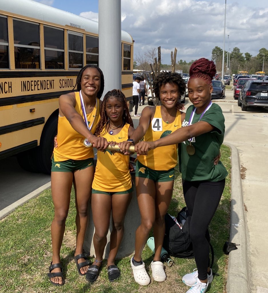 ⭐️⭐️ SCHOOL RECORD ALERT ⭐️⭐️
These four young ladies just crushed the Stratford 4x1 record running  46.95 🔥 at Klein Cain. Third fastest time in the state so far this season. 

Congrats Mikayla Osborne, <a href="/DayeabasiAkpan/">Daye-Abasi Akpan (Sarah)</a>, <a href="/paris_strange1/">Paris Strange</a>, and <a href="/sophia_akpan/">Emediong Akpan</a>.