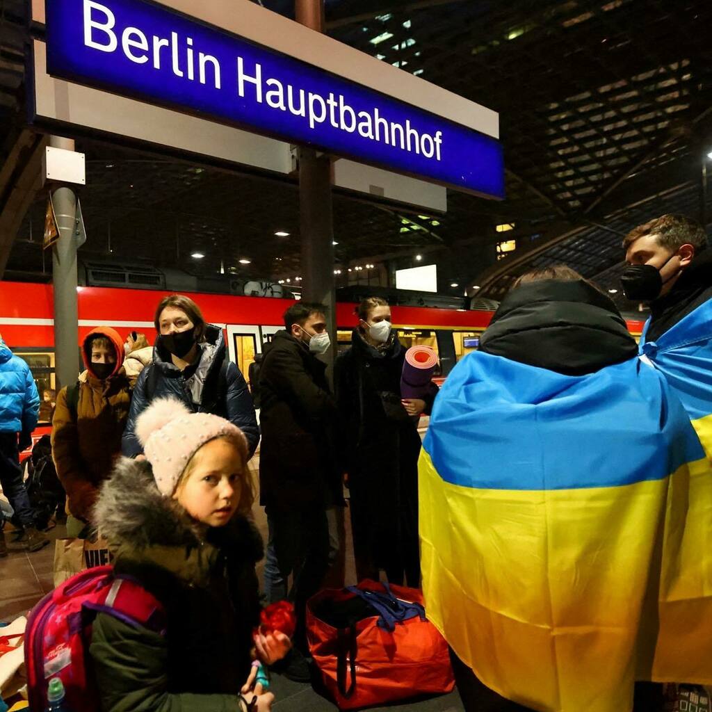 alexcheban's tweet photo. 🇺🇦🇩🇪 НОВЫЙ СТАТУС БЕЖЕНЦЕВ ИЗ УКРАИНЫ В ГЕРМАНИИ
⠀
👍 ЛАЙК И РЕПОСТ В СТОРИЗ!
⠀
Уже более 1 млн беженцев пересекли границу ЕС, поэтому вопрос статуса беженца в ЕС наиболее актуален сейчас. Еврокомиссия приняла в четверг (3.03) новые общие правила приё… https://t.co/PiGQqhSv4I https://t.co/MSxebD2gB1