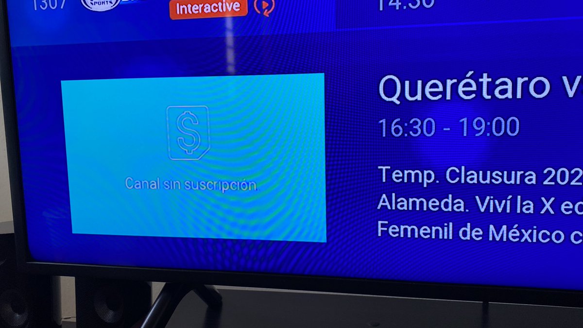 Seguimos sin servicio de TV <a href="/Megacable/">Megacable</a> <a href="/AyudaMegacable/">Mega Ayuda</a> <a href="/Megacable_Ver/">Megacable Veracruz</a> ¿será que cobren completo? #MegaCable
