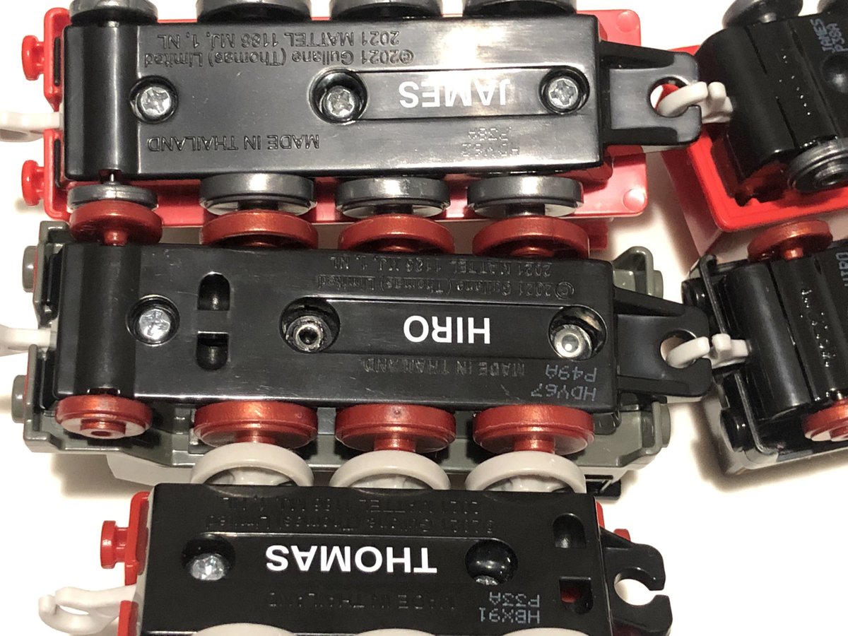 Hiro is probably the weakest AEG Push Along I’ve seen so far, he’s lacking quite a bit of detail and is ridiculously tiny compared to every other character. What’s kind of interesting to note is he’s the first mode I’ve seen that has rivets holding him together.