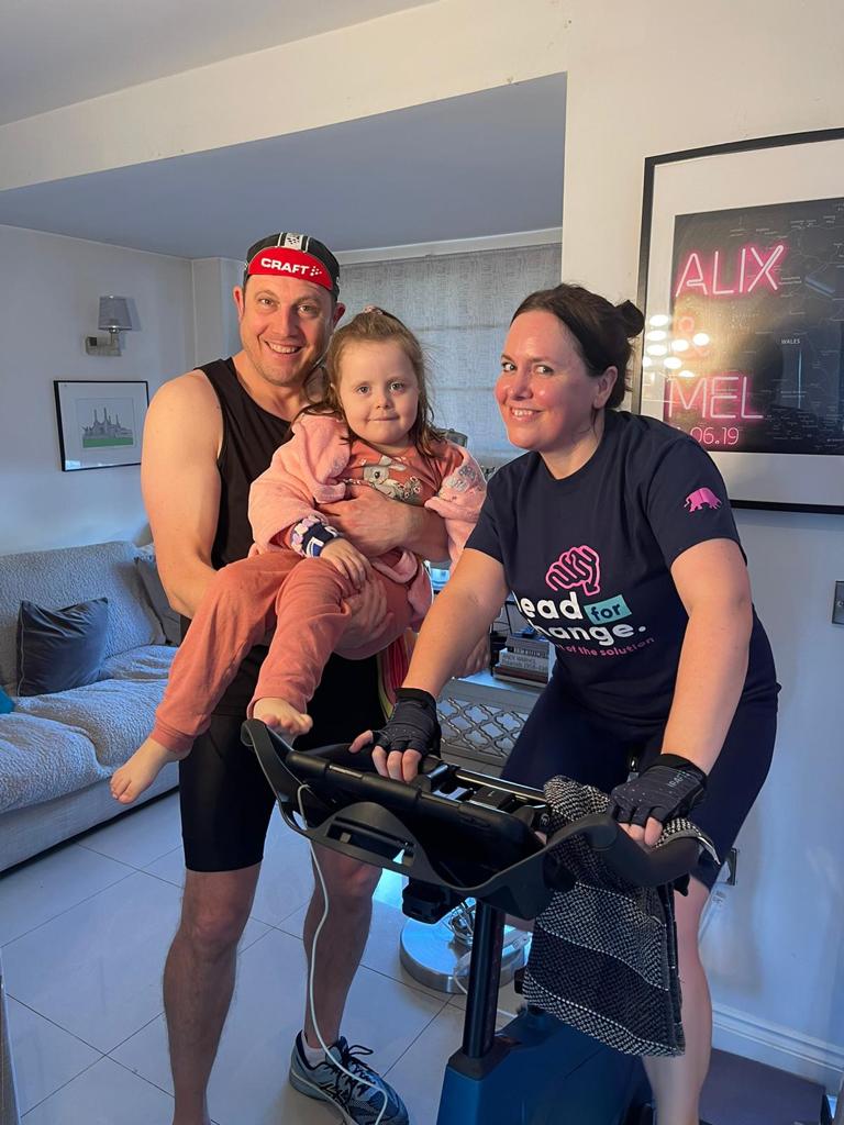 So here's the definition of all in. Joel and Laura did over 223km together today for the <a href="/Head4Change/">Head for Change</a> challenge. Happy family but also properly focused! You may recognise Joel as one of our valued support team for the Doddie 500. 

justgiving.com/fundraising/al…