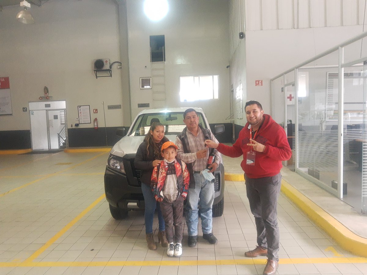 ferchitof's tweet photo. Una entrega más, gracias al esfuerzo de clientes y un servidor cada quien tiene lo que se merece
 #NissanNamiHuauchinango #Puebla a sus órdenes al 7761079886 David Fernando Flores #Nissan, muchas gracias por su preferencia 💯🇲🇽📱📲📞☎️ https://t.co/PAMRLKNtqK