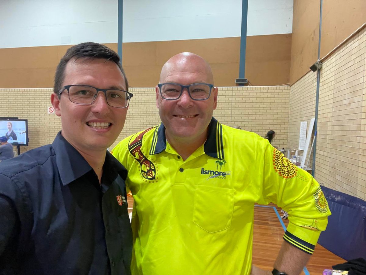 NthCoastMedia's tweet photo. The Salvation Army Northern Rivers led by Pastor Phil Sutcliffe at the SCU Evacuation Centre pictured with the Mayor of #Lismore Steve Krieg thanking the enormous effort by locals donating food and services The Salvation Army was there in 2017 again in 2022 helping the community. https://t.co/2J3TK9RhQJ