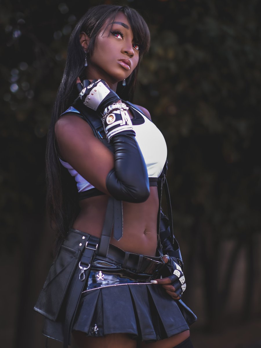 JaharaJayde's tweet photo. ✨NEW COSPLAY✨

Tifa Lockhart 🥊🔥

Final Fantasy 7 Remake
Square Enix

outfit - @cosplaysky https://t.co/xRWtfWUhGo