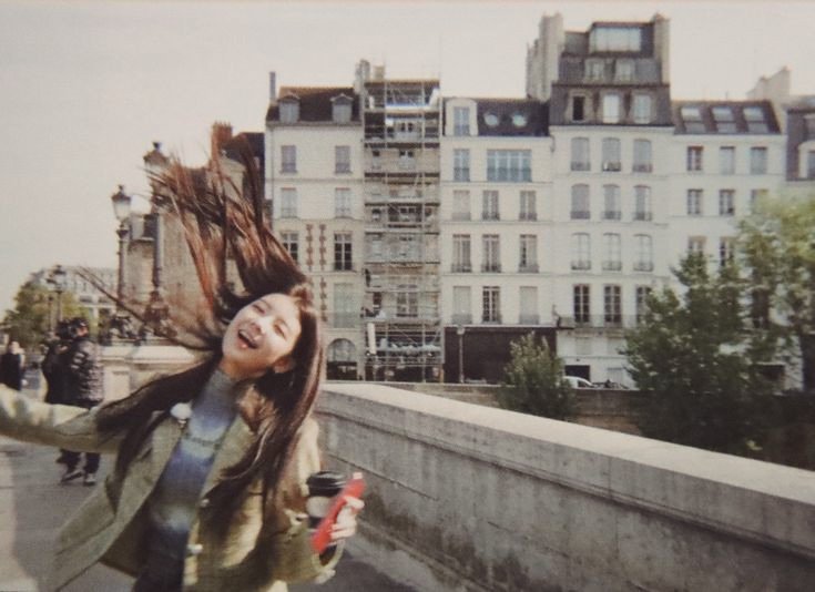 2nditzy_ryl's tweet photo. Jinlia one-tweet au | Always you <3

"All I could do was to think about you" https://t.co/kr9eX5s0YP