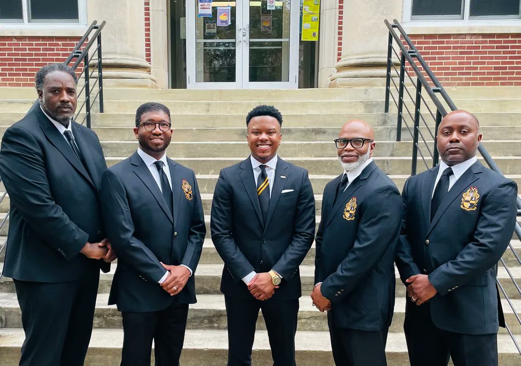 ael1927's tweet photo. We're excited to announce the newest members to Alpha Phi Alpha Fraternity, Inc. via the 127th House! Help us congratulate these Brothers!
1. Brother Michael Harper
2. Brother Terrence Brimfield
3. Brother CJ Rhodes
4. Brother Ison Harris
#APA1906Network #MSAlphas #ThisIsAEL https://t.co/DYwexh1tdH