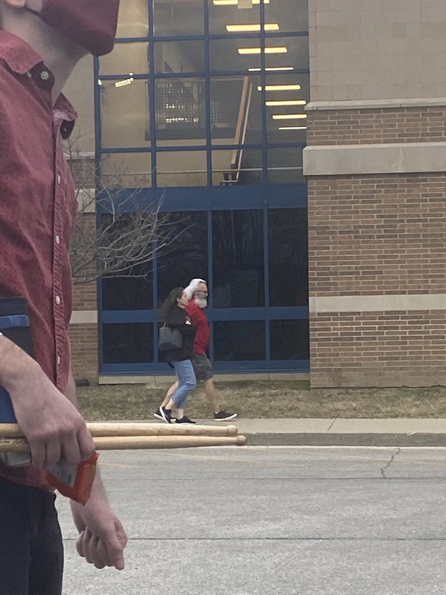 CaC0Da's tweet photo. Karl Marx is alive. He’s waiting for the revolution. https://t.co/YFNs0IaUUy