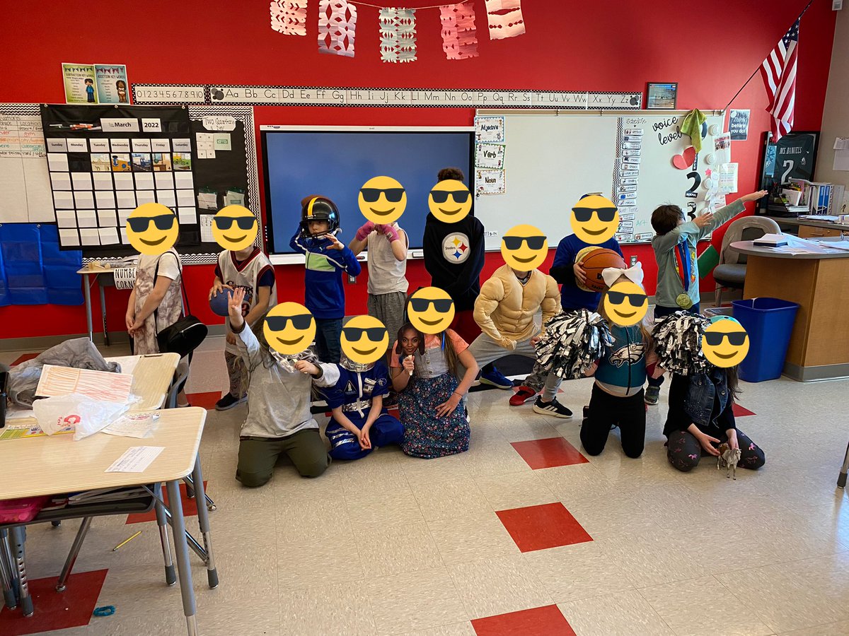 Miss Conlan tweet media