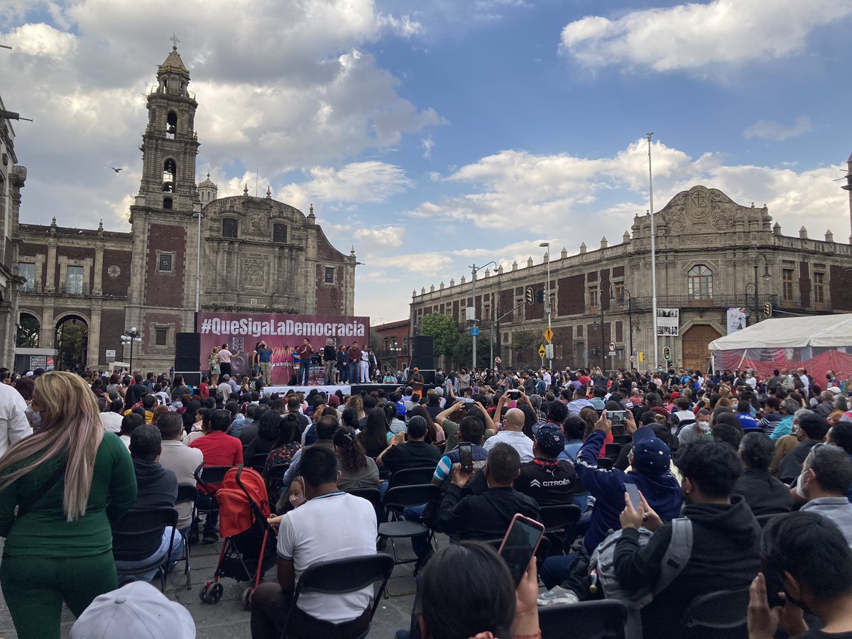 mac_ario_3's tweet photo. Sonidero en #SantoDomingo una fiesta por la democracia. Ejerció de participación e información #QueSigaLaDemocracia @TemistoclesVR @nenulo @jenarovillamil @Red_Obradorista @Al100Bonita @Luis_diazdeleon @Sonideros_R3 @2sonidos @LaGuerreroDF @SANTOSDF9 @ClaudiaAMLOVER https://t.co/yeHoolF5XR
