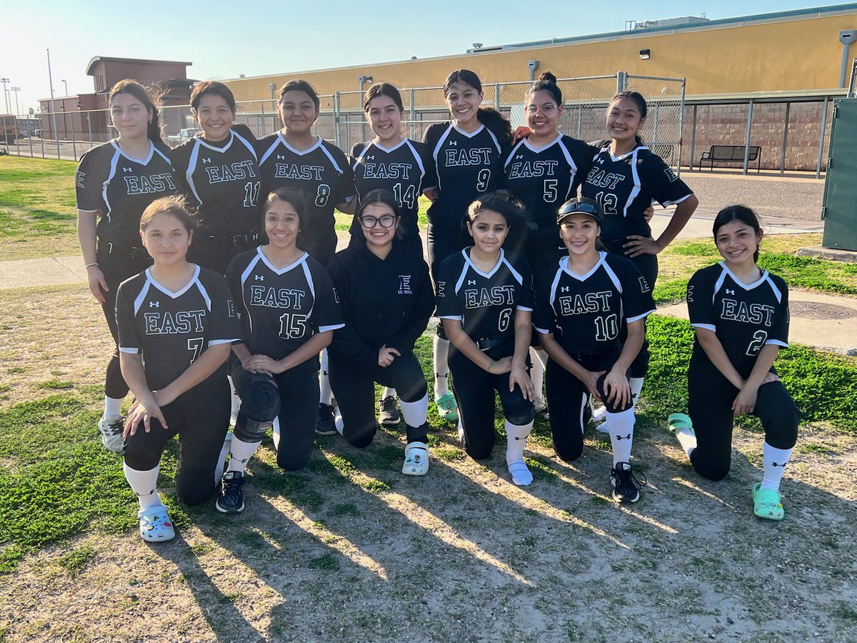 WehsSoftball's tweet photo. Our Junior Varsity also had a great Saturday!
Big district win over Brownsville Lopez 13-4 with our pitcher Bailey Pena throwing 6 Strikeouts!
It’s a great day to be a Wildcat!
#StrongSideSoftball #OutHitEm https://t.co/JdK79k3f9Q