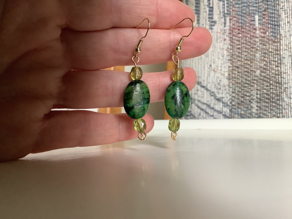 Excited to share the latest addition to my #etsy shop: Green stone / green crystal /goldtone / dangle earrings etsy.me/3Ch9yOU #green #gold #earwire #greencrystal #promjewelry #bridesmaidjewelry #greenearrings #greendangle #crystalbeads