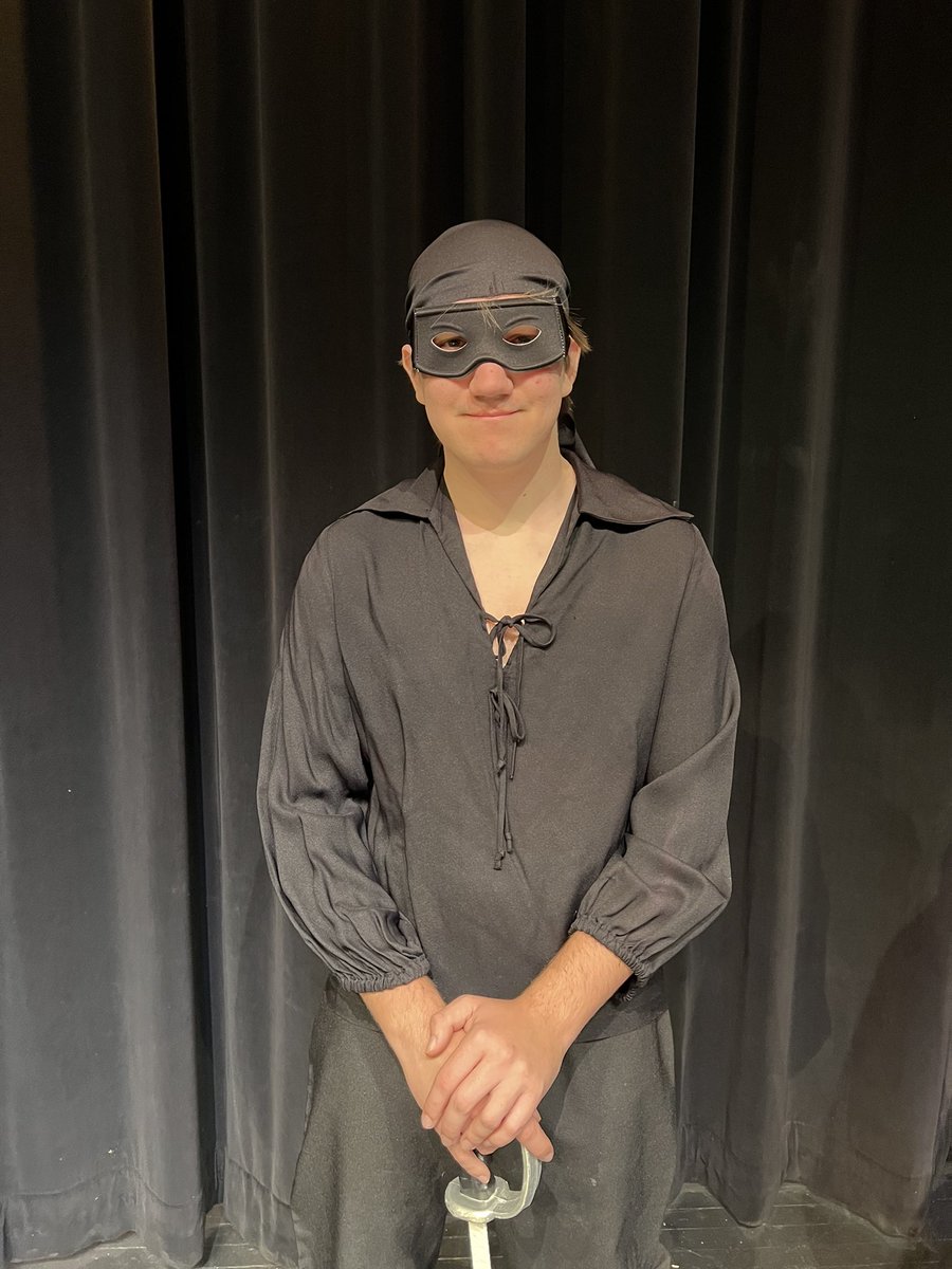 LHSJournalism's tweet photo. Good luck Jack! #MrLHS22 https://t.co/sz6BumIm4W