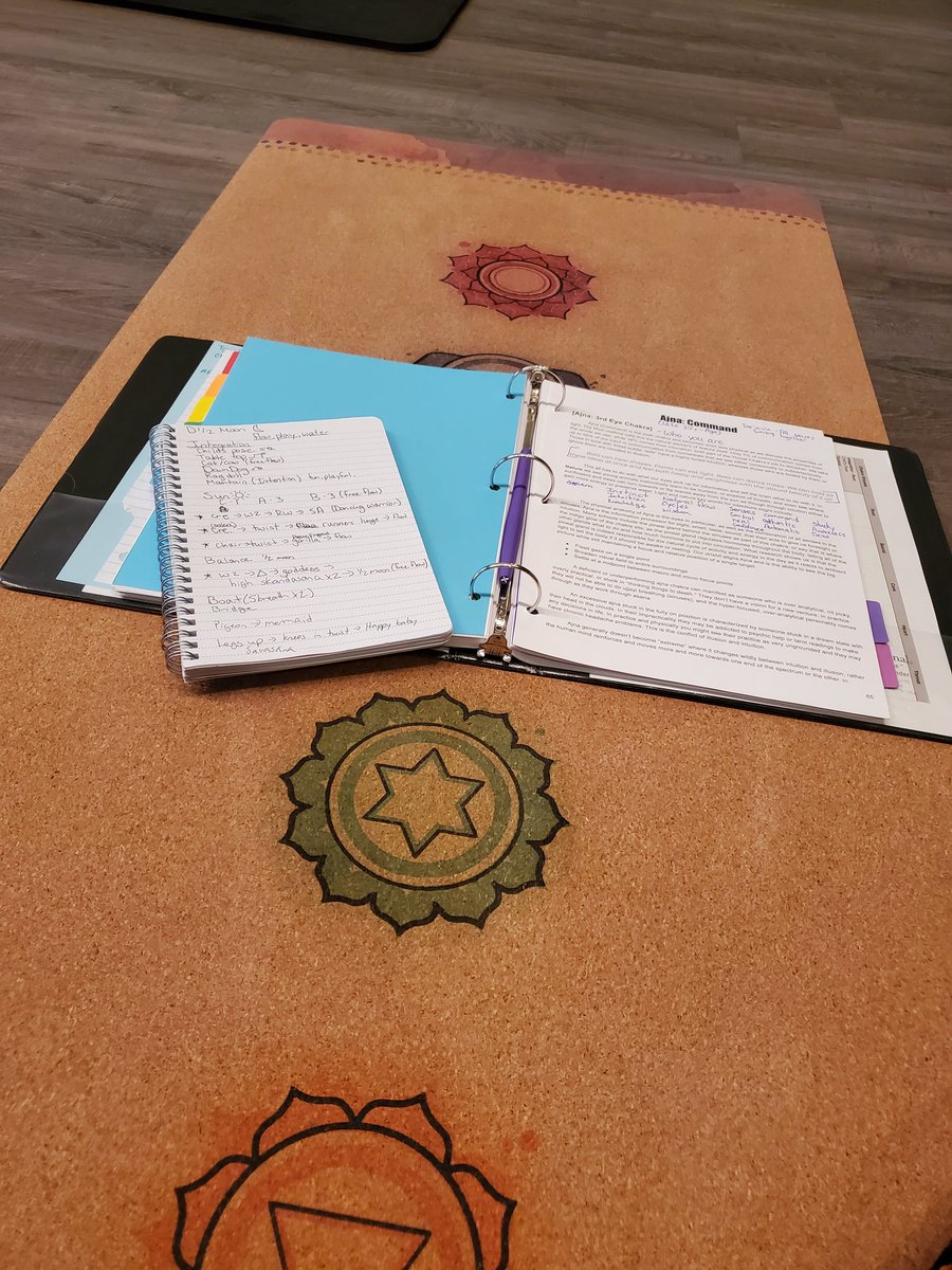 NHighby's tweet photo. #yogateachertraiming week 6 and our first #thunderstorm of the season! Feeling good! https://t.co/Ymq4vXizOz
