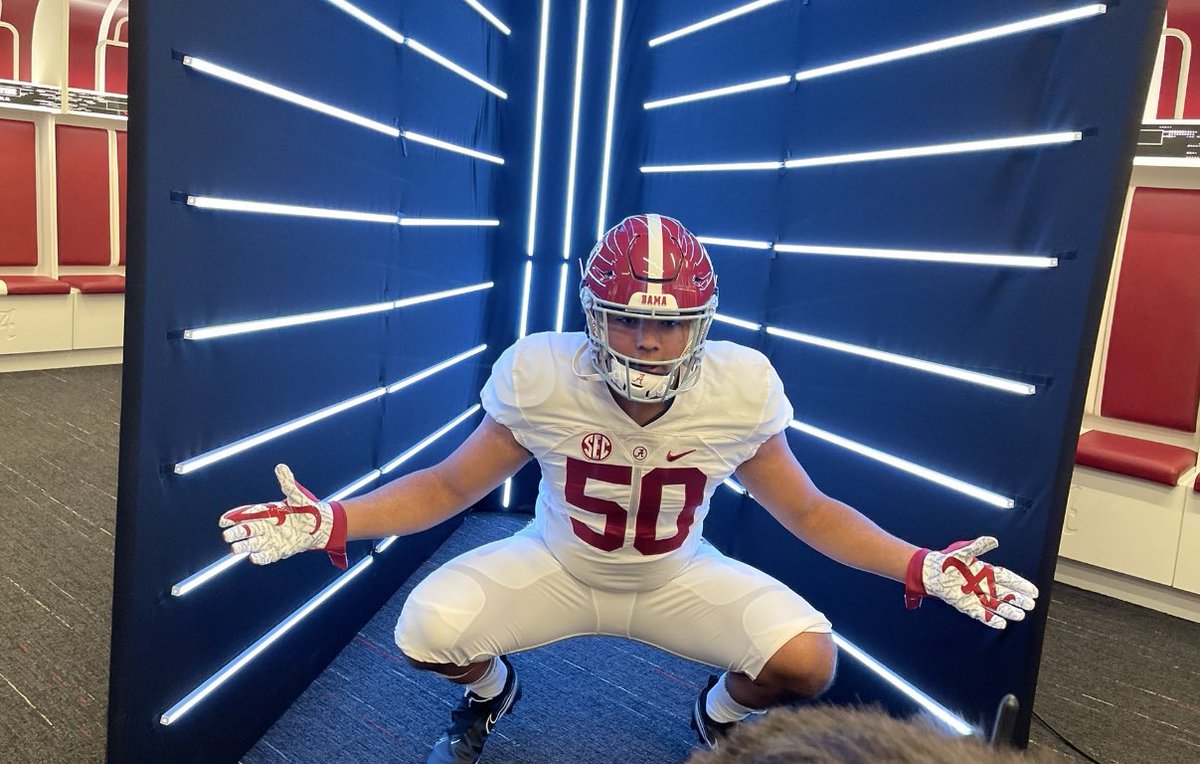 RTRnews's tweet photo. Loomis Chaffee 2024 4-Star DE @Jerodsmith44 #AlabamaJrDay https://t.co/09HRHKOooU https://t.co/XVN22aGyw1