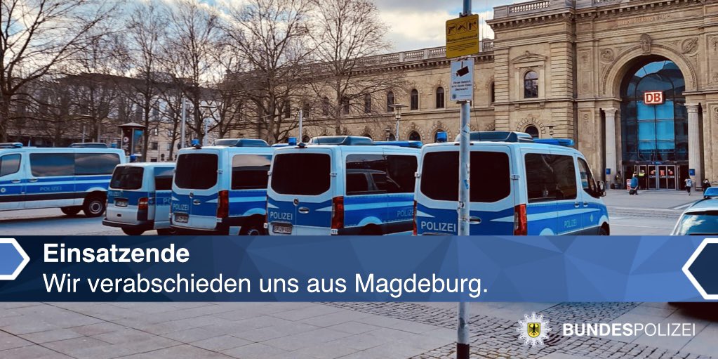 bpol_pir's tweet photo. Der Einsatz ist beendet. Mit dem Resümee der Bundespolizeiinspektion #Magdeburg verabschieden wir uns.
https://t.co/rrSZpQ7hqy
#FCMHFC https://t.co/3zOk4Lj9gq