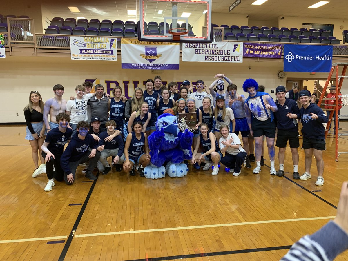 CCDS_Sports's tweet photo. Let's go Nighthawks . Great job to our team, coaches, and students. 
We will see you next week at STATE! https://t.co/cmZ7o2dXNx
