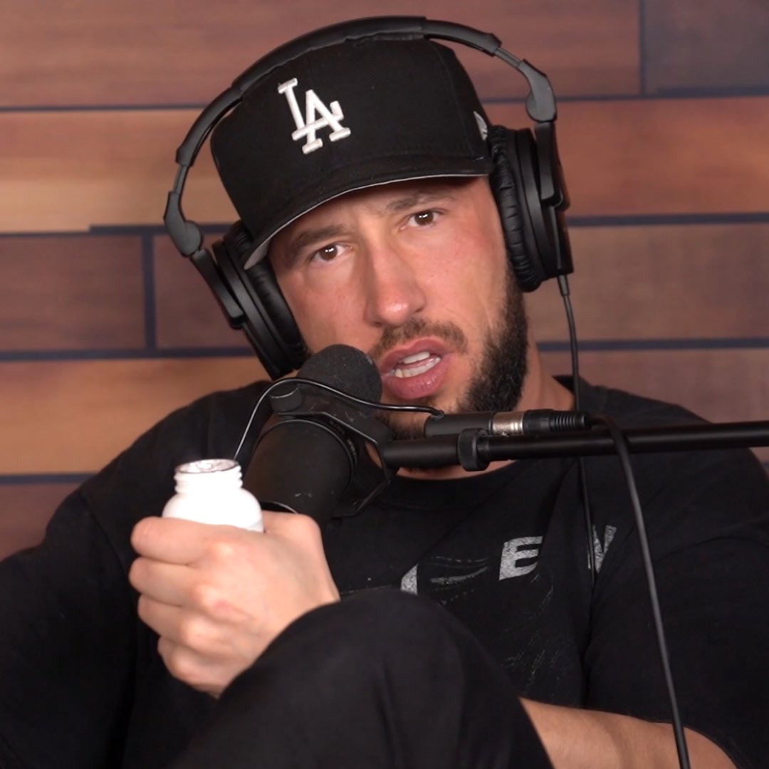 impaulsive's tweet photo. Who can come up with the BEST caption for this one? 🤔 https://t.co/jVl7aFb72v