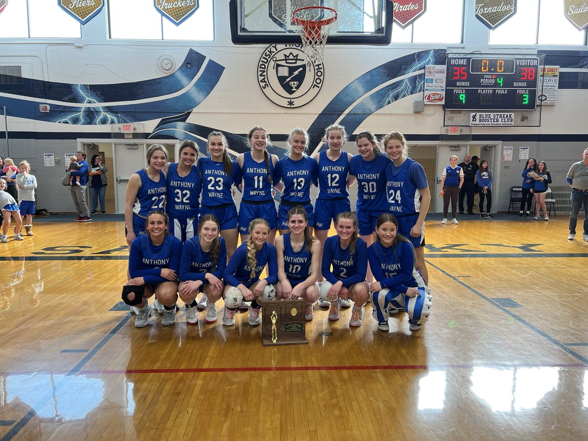 JordanStrack's tweet photo. For the first time in school history, the Anthony Wayne girls basketball team is heading to the State Final Four. 

They beat Start 38-35 to advance to Dayton. https://t.co/3ocP4lTrhE