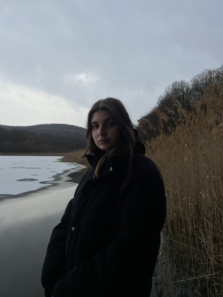 родственники, у которых мы сейчас живем решили отвлечь нас от новостей и повезли в заповедник 
сделала пару фоточек