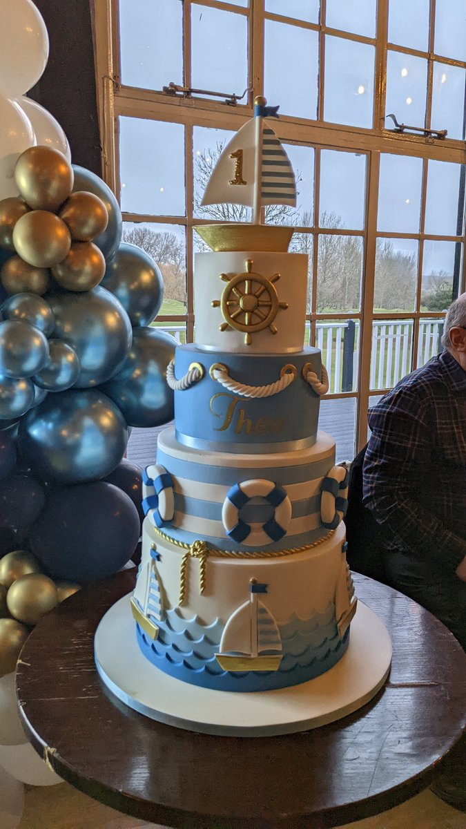 louise_sarah's tweet photo. Such a gorgeous birthday for @_Vikkkki's gorgeous boy 💙⚓ https://t.co/VgklspLTcL