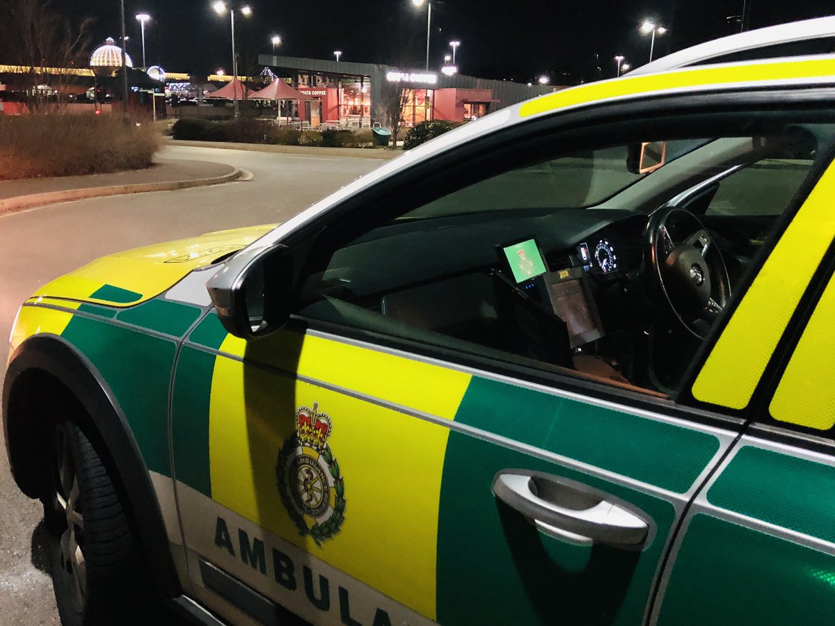 JamesStubley's tweet photo. Sneaking in a clinical shift this evening. Working the #CriticalCare SP response car for @YorksAmbulance covering #Sheffield & #Rotherham. Steady start with variation, see what the rest of the shift brings. #extendedpractice #leadership decision-making support. https://t.co/gGBjXWHWdL