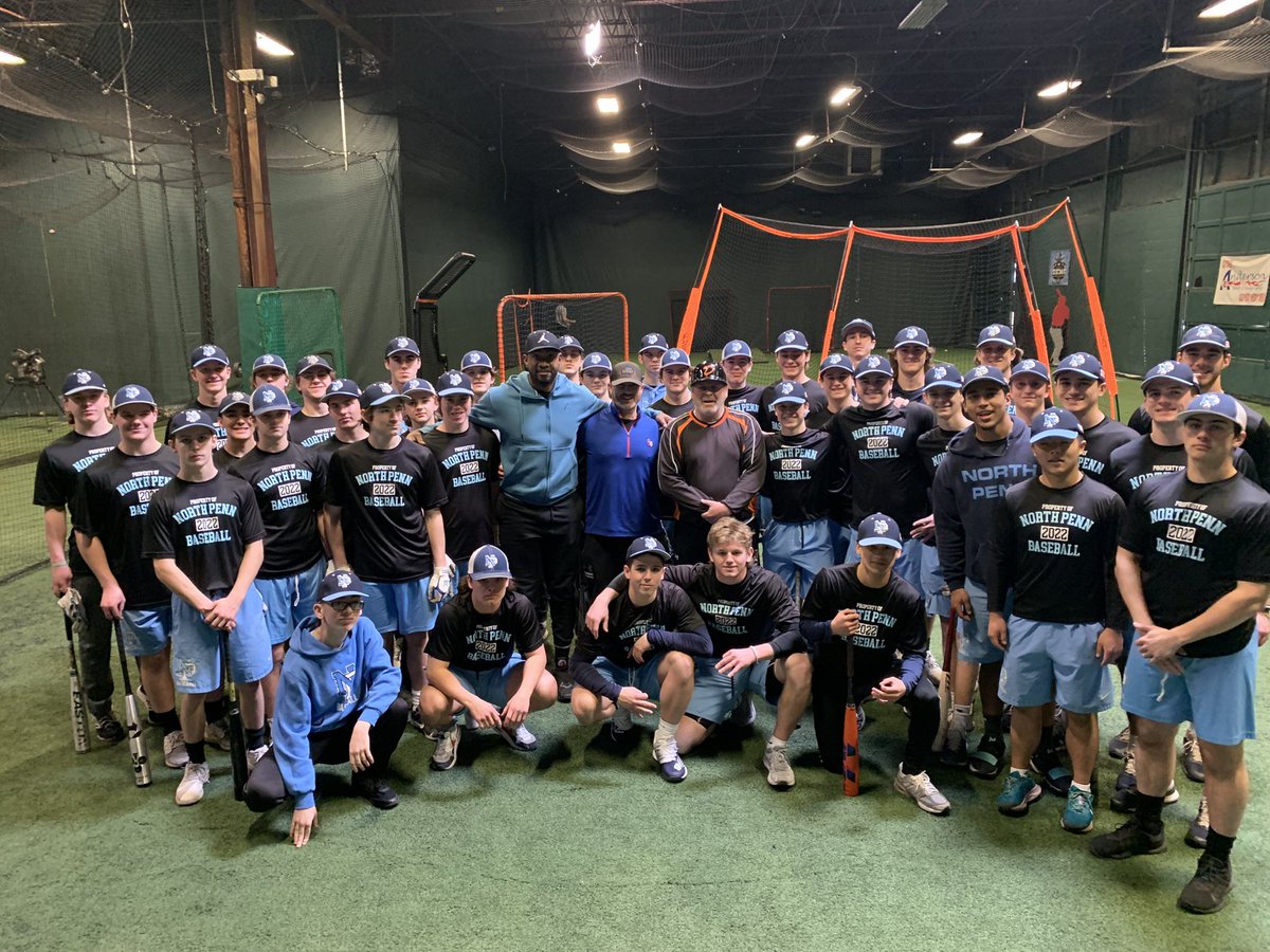 Huge thanks to the fellas <a href="/DBArips/">Diamond Baseball Academy</a> for another outstanding offseason! Couldn’t ask for a better bunch to work with. Thank you Frank and Vince, and thanks <a href="/domonic9brown/">domonic brown</a> for all the help. And now… onto the field! ⚔️⚾️⚔️
