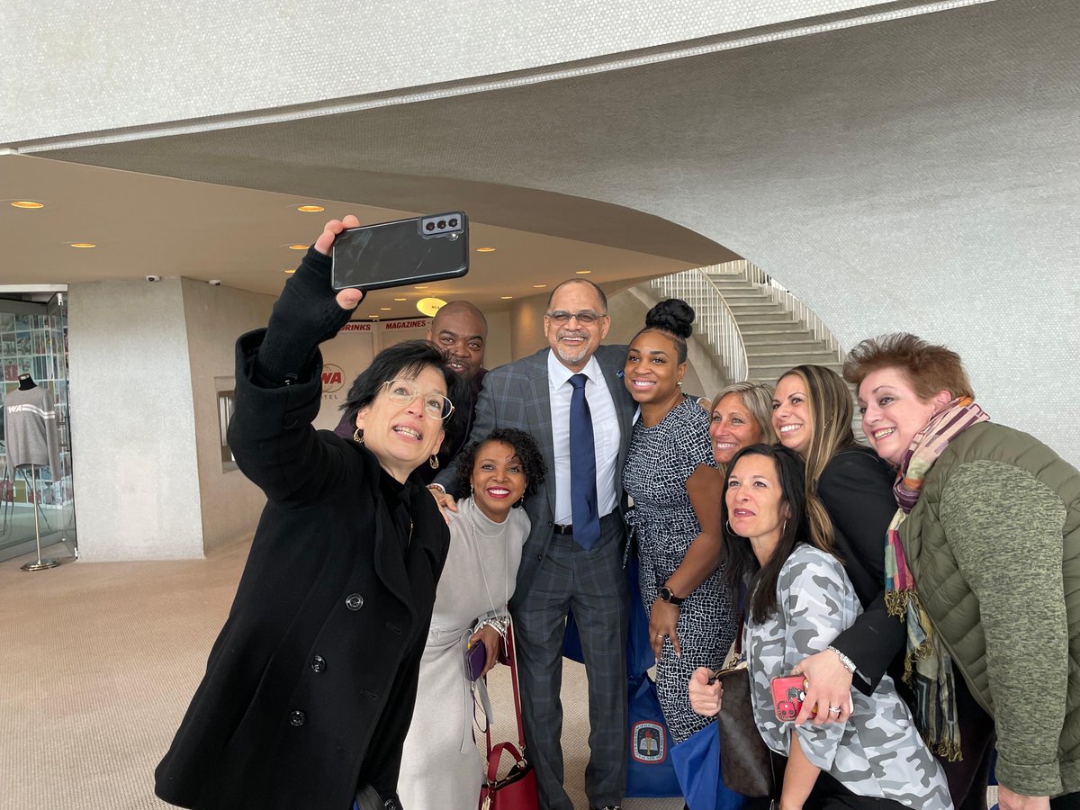 DOEChancellor's tweet photo. Honored to join NYC Middle Schools Principals’ Association  to express my thanks in person for all our principals do to support @NYCSchools and NYC students. We honor &amp; appreciate your dedication and leadership in service of our city, our communities, &amp; our children. https://t.co/eD5VPHsOBc