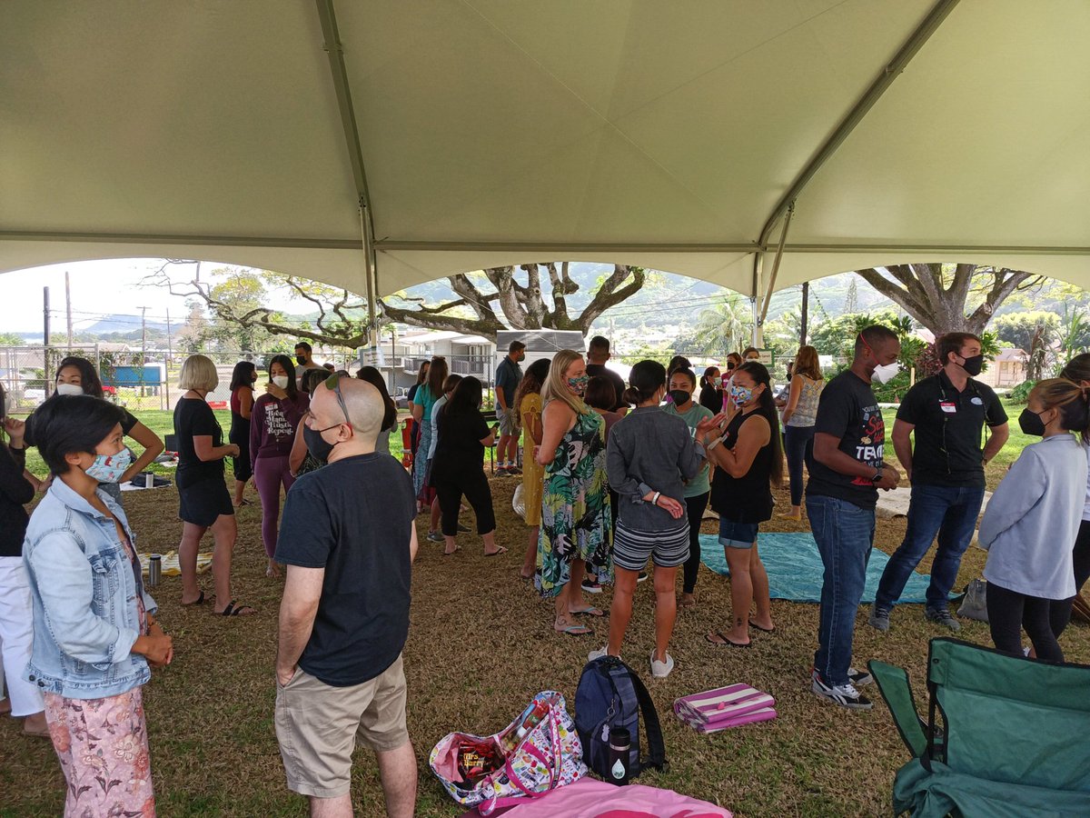 KristenBrummel's tweet photo. The 1st Hawai‘i Educators Write Retreat has kicked off w/ a welcome by organizers &amp; visionaries @KristiOda &amp; @drmikeida, a keynote by 2022 Teacher of the Year @sayuri_neko &amp; lively convos to get us in the mood to write &amp; share! https://t.co/YH7fyM2U86