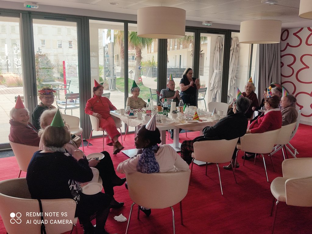 Crêpes, musique, rigolade... Le mélange idéal pour passer de bon moments à #Juvignac.

<a href="/senjuvignac/">Senioriales Juvignac</a>
<a href="/senioriales/">Senioriales</a> 
#bienvieillir 
#Carnaval2022