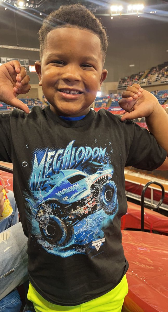 tcarter24's tweet photo. #MONSTERJAM Biloxi https://t.co/pJ3LOATWLH