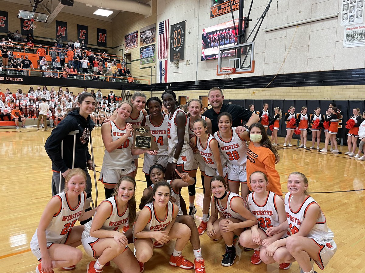 CoachSpuhl31's tweet photo. LETS GO!!!!!!!! #wgbuzz https://t.co/VeWOgn1qIf